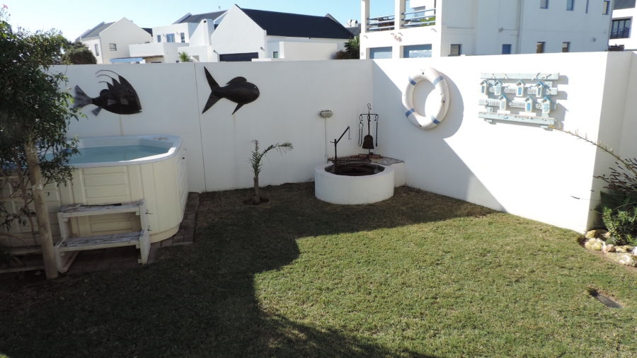 3 Bedroom Property for Sale in Blue Lagoon Western Cape